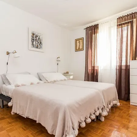 Bura Appartement Pula